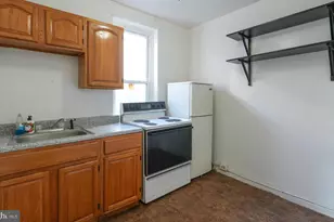 2127 Morris St, Philadelphia, PA 19145 - Photo 9