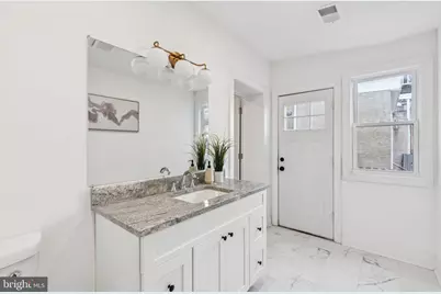 2433 Brown Street, Philadelphia, PA 19130 - Photo 15