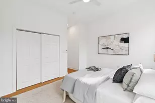 2433 Brown St, Philadelphia, PA 19130 - Photo 33