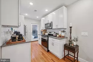 1233 N Hollywood St, Philadelphia, PA 19121 - Photo 7