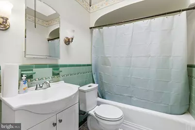 302 Wadsworth Avenue, Philadelphia, PA 19119 - Photo 17