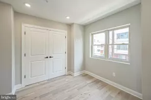 1702 S 22nd St, Philadelphia, PA 19145 - Photo 9