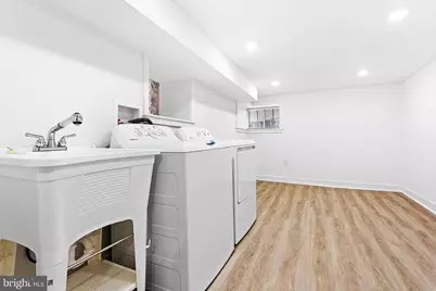 806 S 56th Street, Philadelphia, PA 19143 - Photo 13