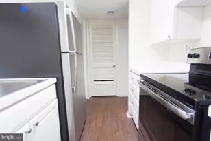 2031-8 South St, Philadelphia, PA 19146 - Photo 17