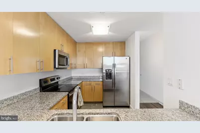 202 W Washington Square #2403, Philadelphia, PA 19106 - Photo 17