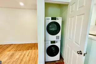 2148 Green St, Philadelphia, PA 19130 - Photo 11