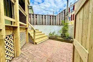 2148 Green St, Philadelphia, PA 19130 - Photo 29