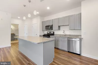 2411 Kensington Avenue #405, Philadelphia, PA 19125 - Photo 3