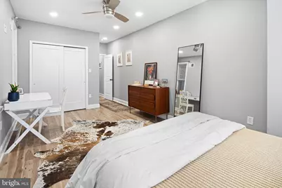 2425 Fairmount Avenue, Philadelphia, PA 19130 - Photo 13