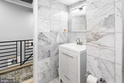 2425 Fairmount Avenue, Philadelphia, PA 19130 - Photo 27