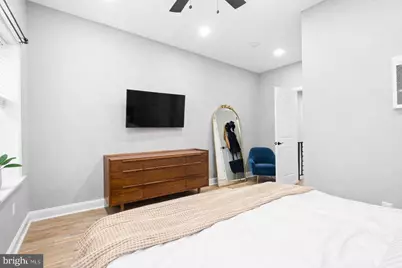 2425 Fairmount Avenue, Philadelphia, PA 19130 - Photo 21