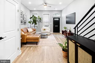 2425 Fairmount Ave, Philadelphia, PA 19130 - Photo 3