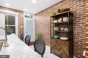 2425 Fairmount Ave, Philadelphia, PA 19130 - Photo 9