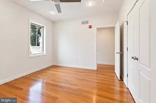 2555 Carpenter St, Philadelphia, PA 19146 - Photo 7