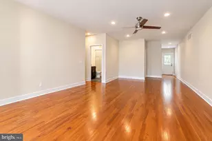 2555 Carpenter St, Philadelphia, PA 19146 - Photo 3