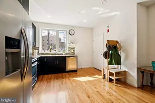 2555 Carpenter St, Philadelphia, PA 19146 - Photo 5