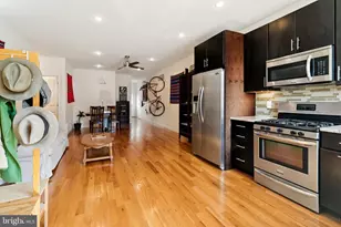 2555 Carpenter St, Philadelphia, PA 19146 - Photo 1