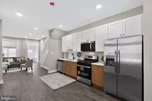 2238 W Estaugh St, Philadelphia, PA 19140 - Photo 11