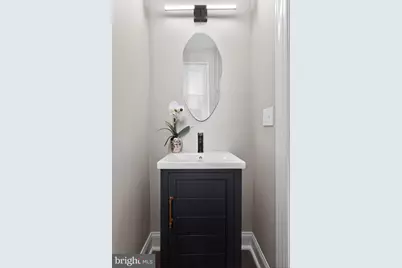 2238 W Estaugh Street, Philadelphia, PA 19140 - Photo 15