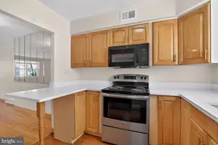 6736 Emlen St, Philadelphia, PA 19119 - Photo 9