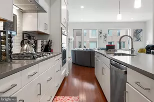 3203 Parkview Walk, Philadelphia, PA 19125 - Photo 15