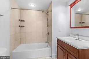 1712 W Girard Ave, Philadelphia, PA 19130 - Photo 11