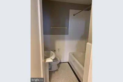 2031 Locust Street #405, Philadelphia, PA 19103 - Photo 5