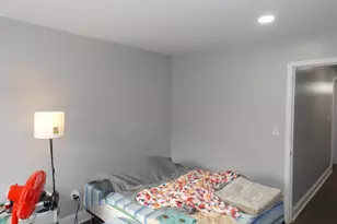 2416 N Orkney St, Philadelphia, PA 19133 - Photo 9