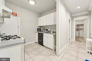 1127 Green St, Philadelphia, PA 19123 - Photo 5