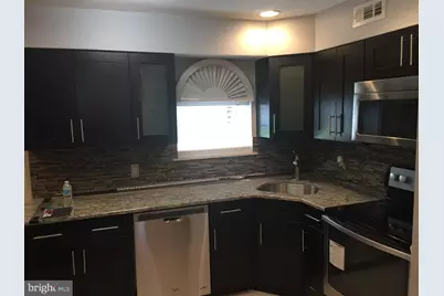 2230 Earp, Philadelphia, PA 19146 - Photo 9