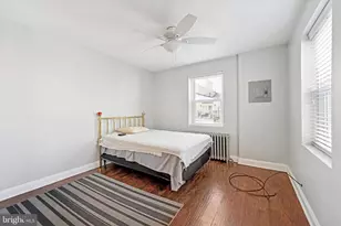 1127 Green St, Philadelphia, PA 19123 - Photo 15