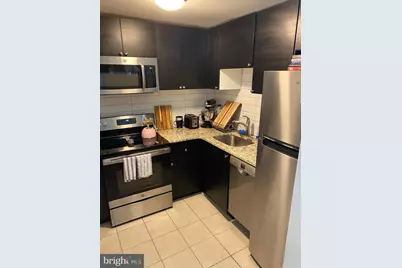 406 Spruce Street #2R, Philadelphia, PA 19106 - Photo 9