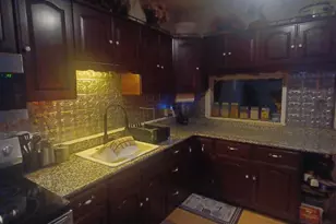 248 W Seymour St, Philadelphia, PA 19144 - Photo 7