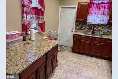 4225 N Sydenham Street, Philadelphia, PA 19140 - Photo 7