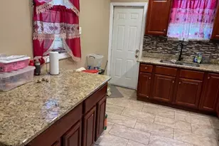 4225 N Sydenham St, Philadelphia, PA 19140 - Photo 7