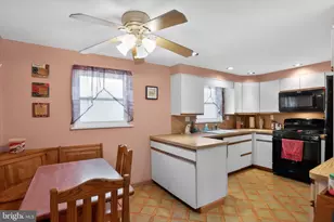 816 Susquehanna Rd, Philadelphia, PA 19111 - Photo 7