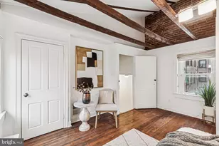 2133 Cypress St, Philadelphia, PA 19103 - Photo 25