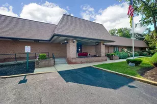 44303 Delaire Landing Rd, Philadelphia, PA 19114 - Photo 5