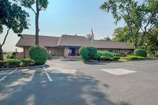 1103 Delaire Landing Rd, Philadelphia, PA 19114 - Photo 3