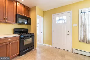 2862 Nautilus Rd, Philadelphia, PA 19154 - Photo 5