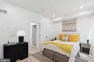 1602 Ridge Ave, Philadelphia, PA 19130 - Photo 13