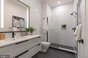 1421 E Columbia Ave, Philadelphia, PA 19125 - Photo 9