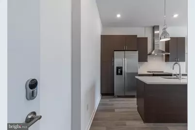 710 N 16th Street #204, Philadelphia, PA 19130 - Photo 3