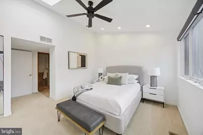 2029 Naudain Street, Philadelphia, PA 19146 - Photo 11