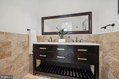 2029 Naudain Street, Philadelphia, PA 19146 - Photo 13