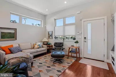 2567 E Thompson Street, Philadelphia, PA 19125 - Photo 3