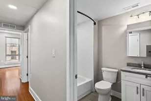 2002 Annin St, Philadelphia, PA 19146 - Photo 15