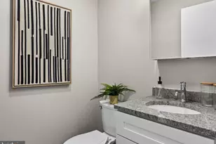 2002 Annin St, Philadelphia, PA 19146 - Photo 13