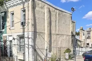 3005 N Lawrence St, Philadelphia, PA 19133 - Photo 1