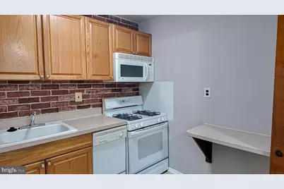 3303 S Keswick Circle, Philadelphia, PA 19114 - Photo 9